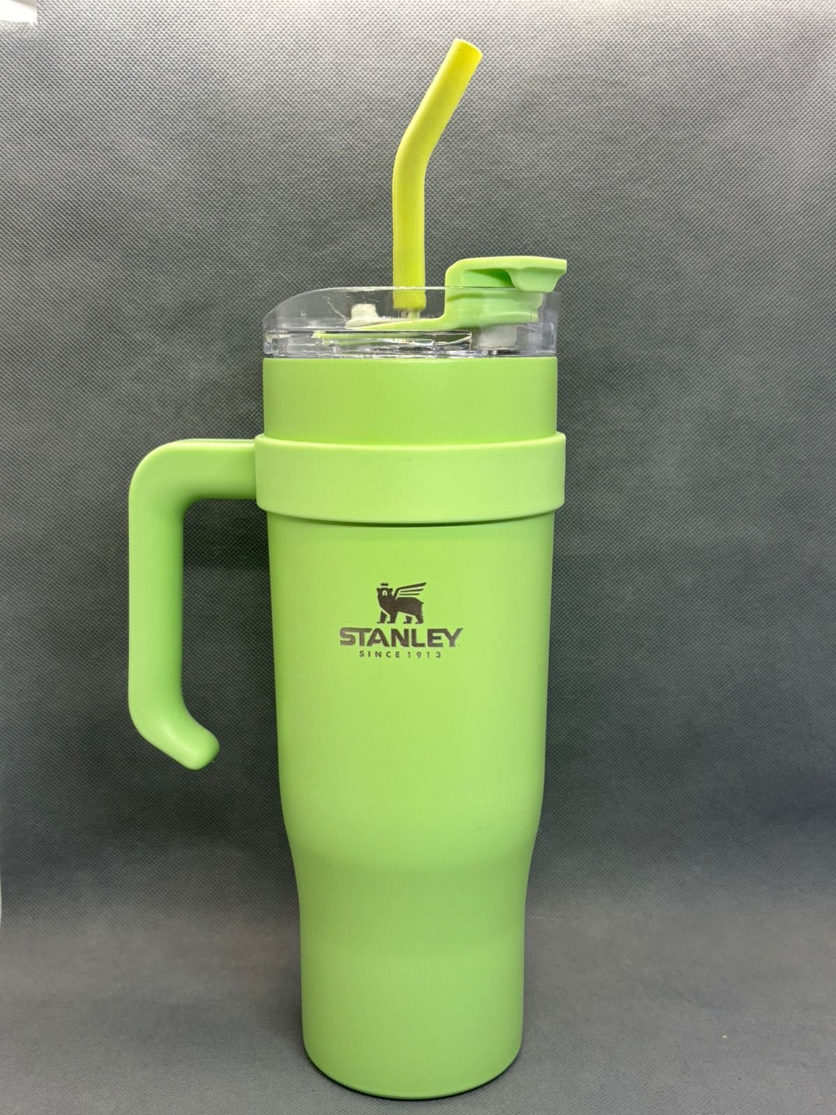 Quencher Stanley  C/ Bombilla Metalica