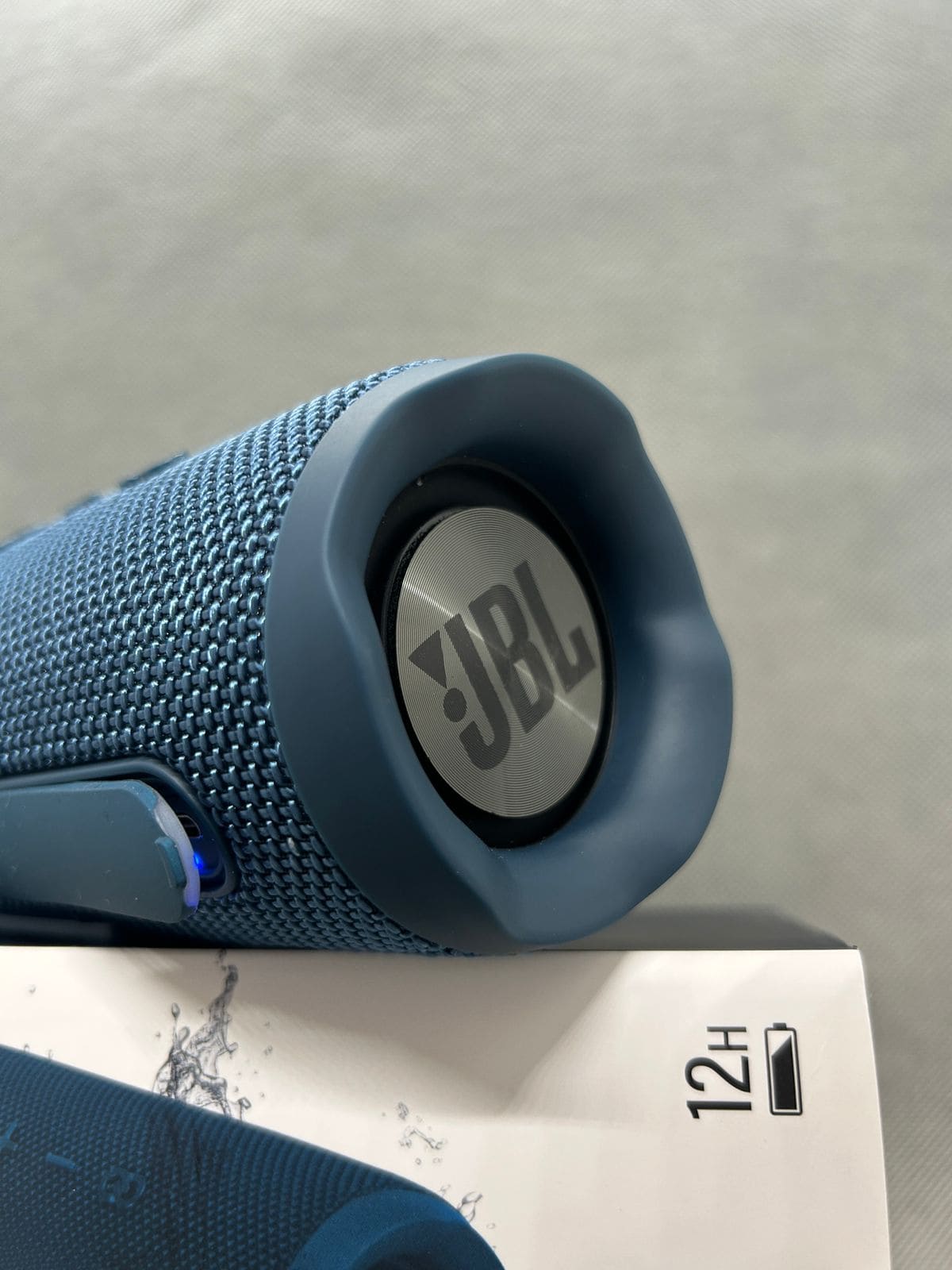 Parlante inambrico JBL MODELO Flip 6